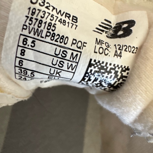 New Balance Beige and White Women's Sneakers - Picture 7 of 8